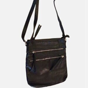 Black Leather Messenger Bag Adjustable Shoulder Straps Front Zippers